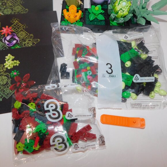 Lego Botanical Collection Succulents Set 10309 Plant Display Complete *READ - Picture 6 of 7